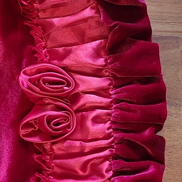 Girls Size 2T Isobella & Chloe dress - Picture 3 of 6